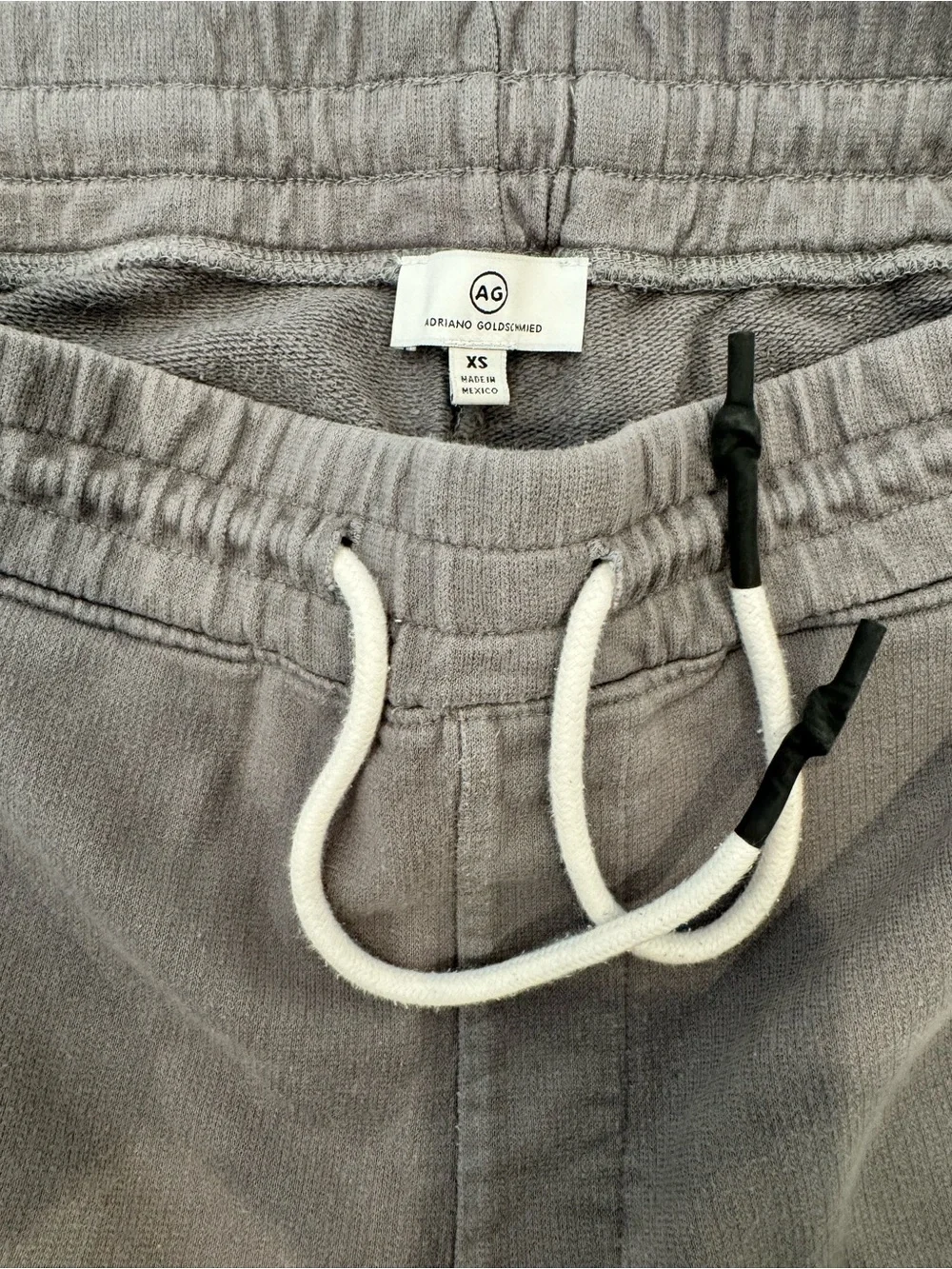 AG Adriano Goldschmied Men's Gray Elastic Waist Drawstring Shorts
